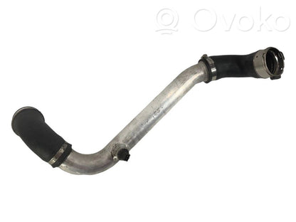 Шланг(и)/труба(ы) интеркулера