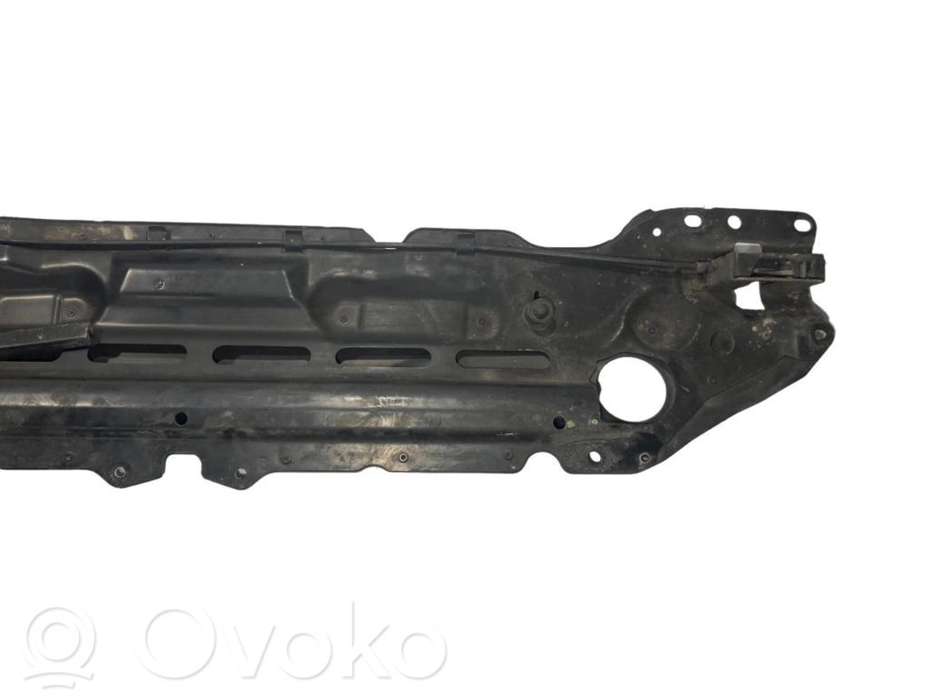 Верхняя часть панели радиатора (телевизор)