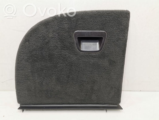 Side decorative trim panel