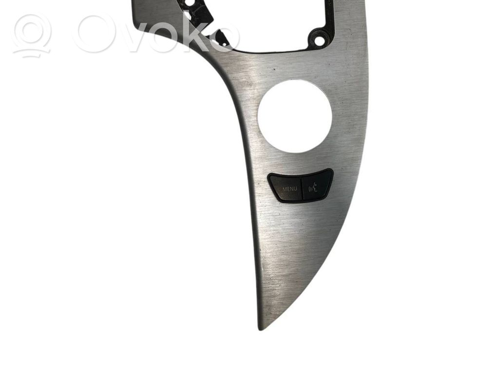 Salona dekoratīvās apdares komplekts