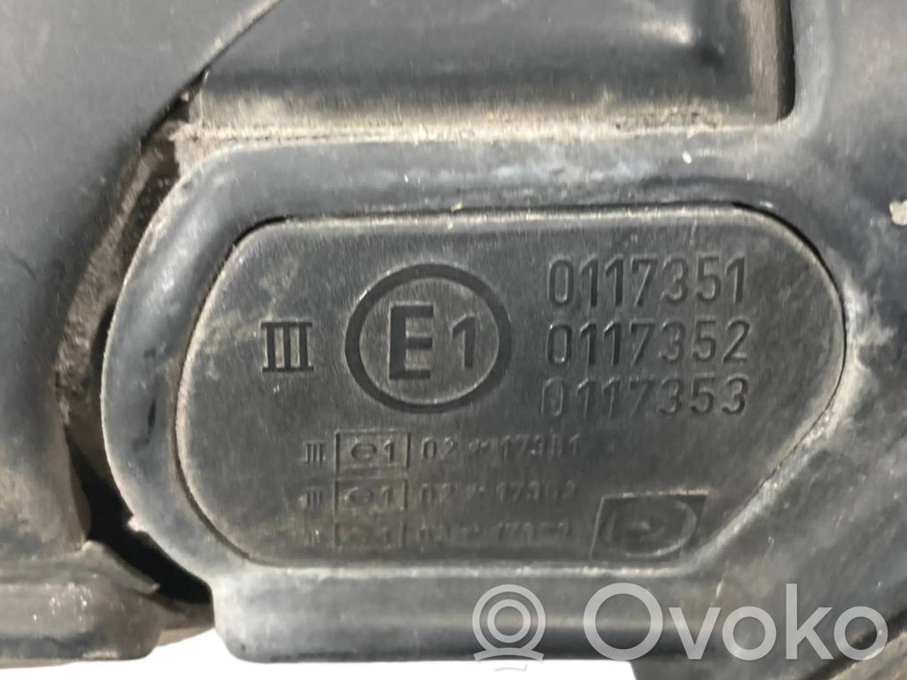 Зеркало (с электрическим управлением)