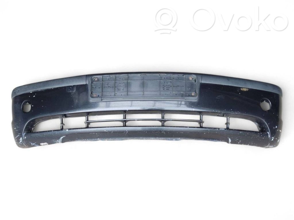 Передний бампер