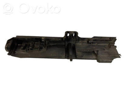 Radiatora (-u) turētājs / kronšteins