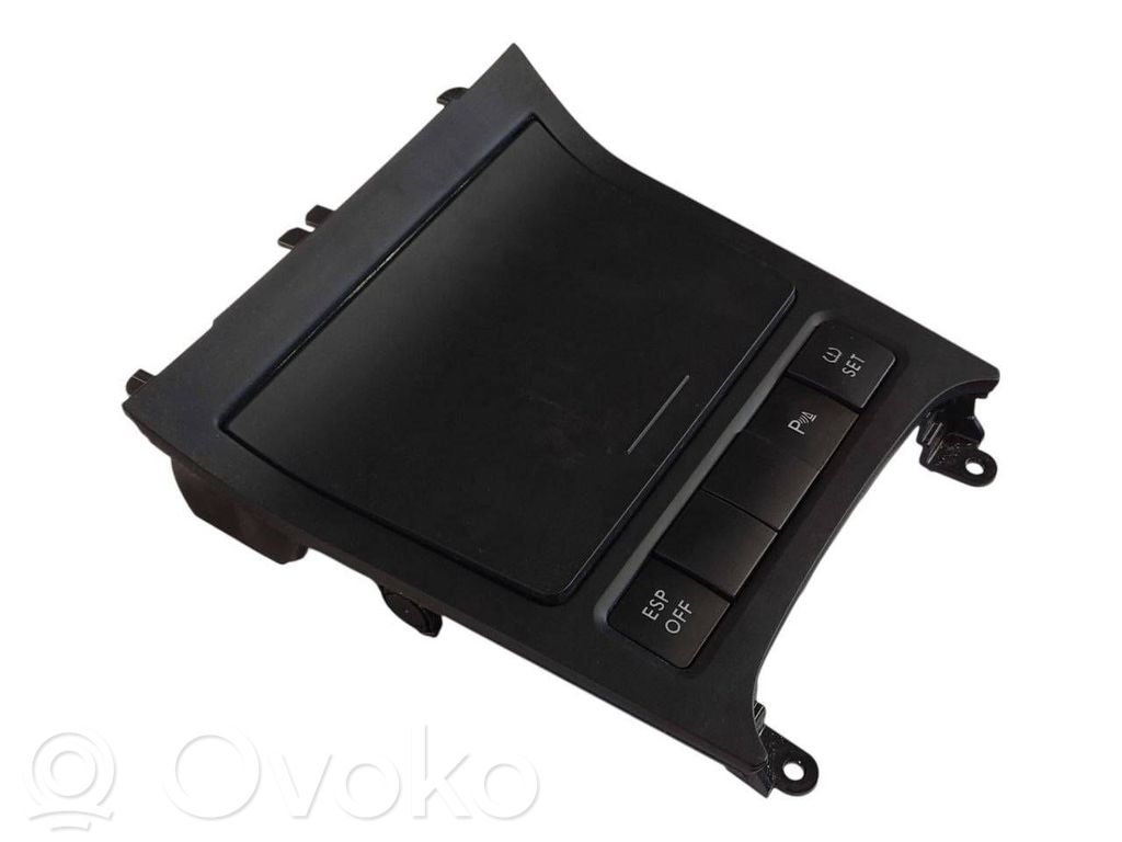 Pelnutrauks (priekšā)