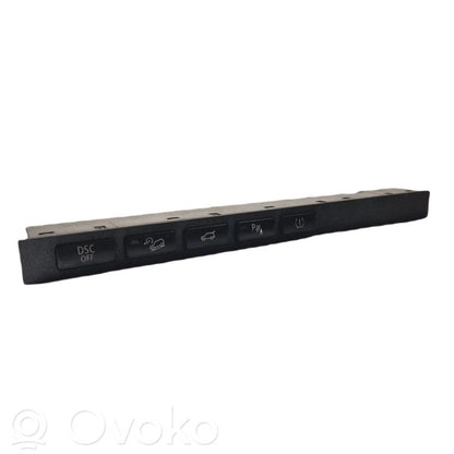 Anti-skid (ASR) switch