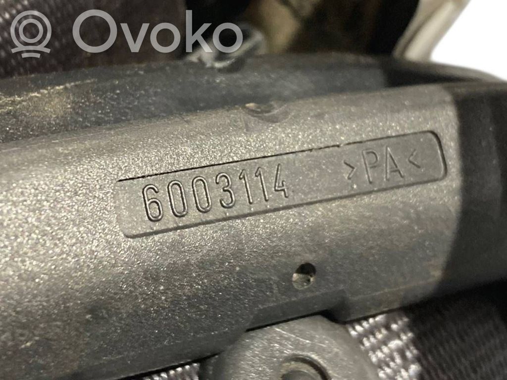 Trešās rindas drošības josta