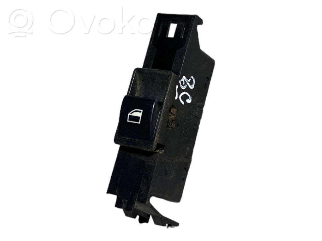Power window switch