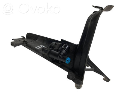 Держатель/кронштейн радиатора(ов)