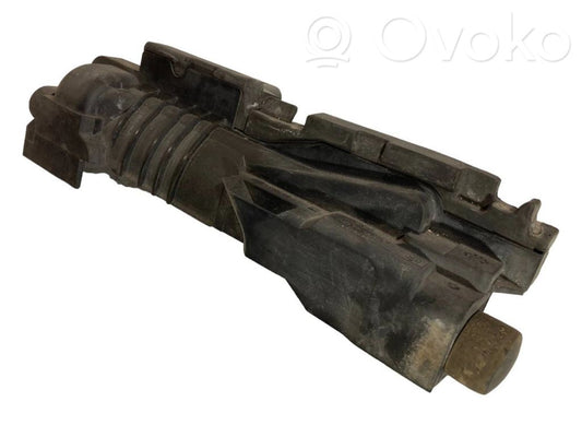 Radiator(s) holder/bracket