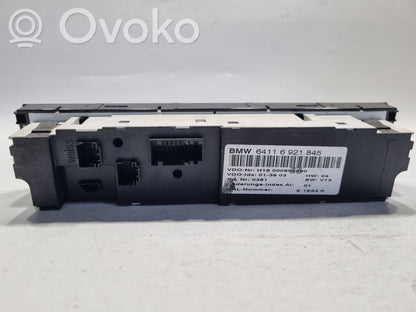 Gaisa kondicioniera / klimata kontroles / salona apsildes vadības bloks (salonā)