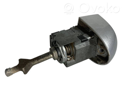 Slēdzene (pie roktura)