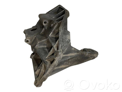 Gaisa kondicionēšanas kompresora stiprinājums