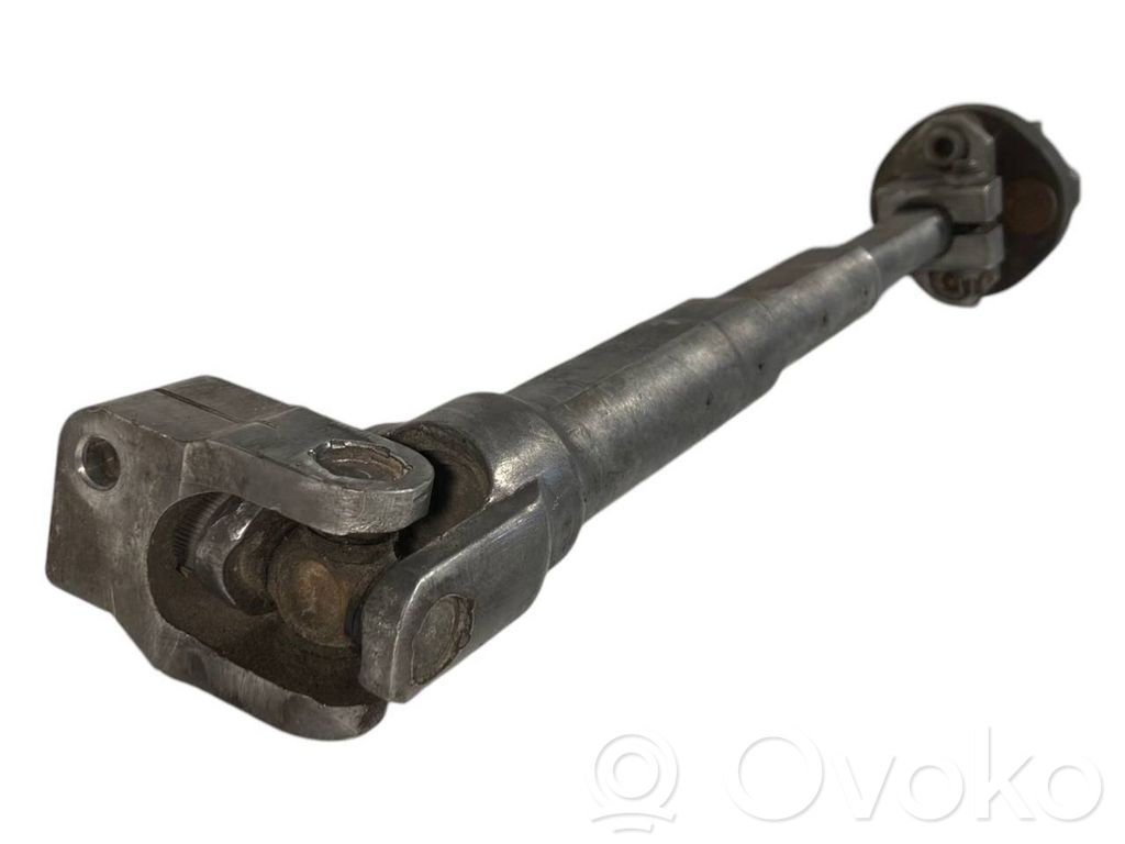 Stūresrata ass krustsavienojums