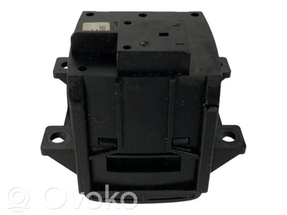 Citu veidu slēdži / pogas / pārslēdzēji