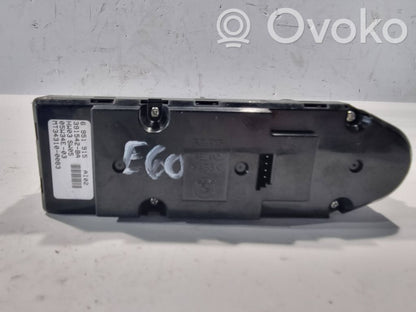 Window lift control switch(es)