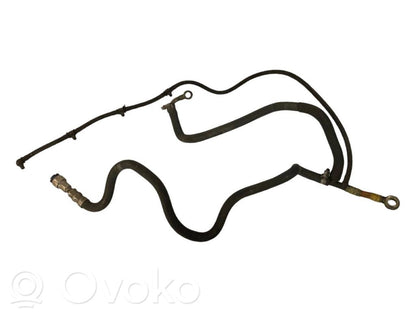 Degvielas caurulīte (-es)