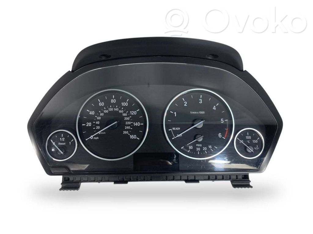 Speedometer (in the instrument panel)