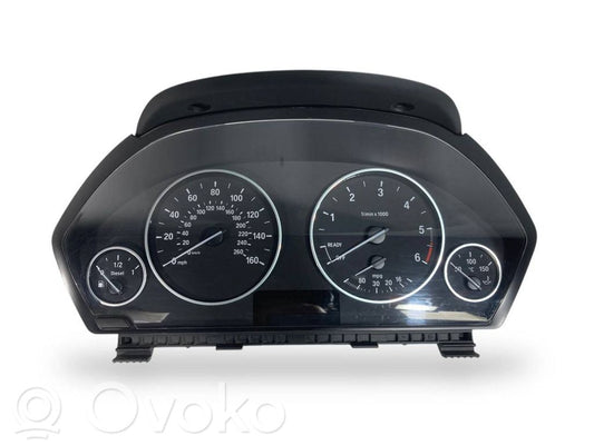 Speedometer (in the instrument panel)