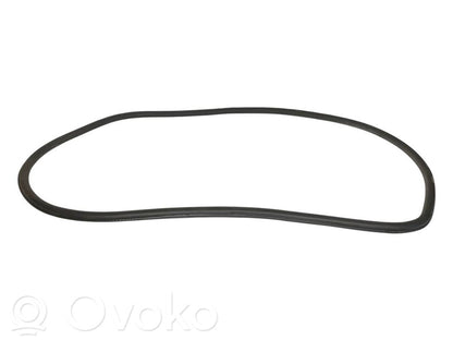 Priekšpusē apdares gumija (virsbūvē)