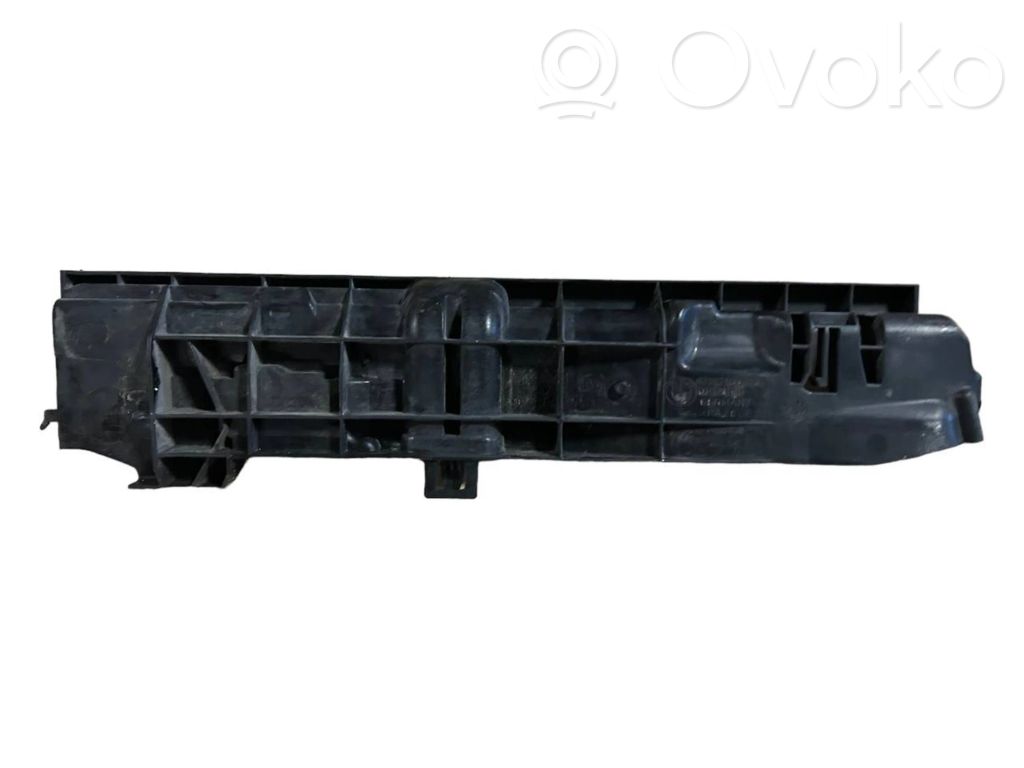 Radiatora (-u) turētājs / kronšteins