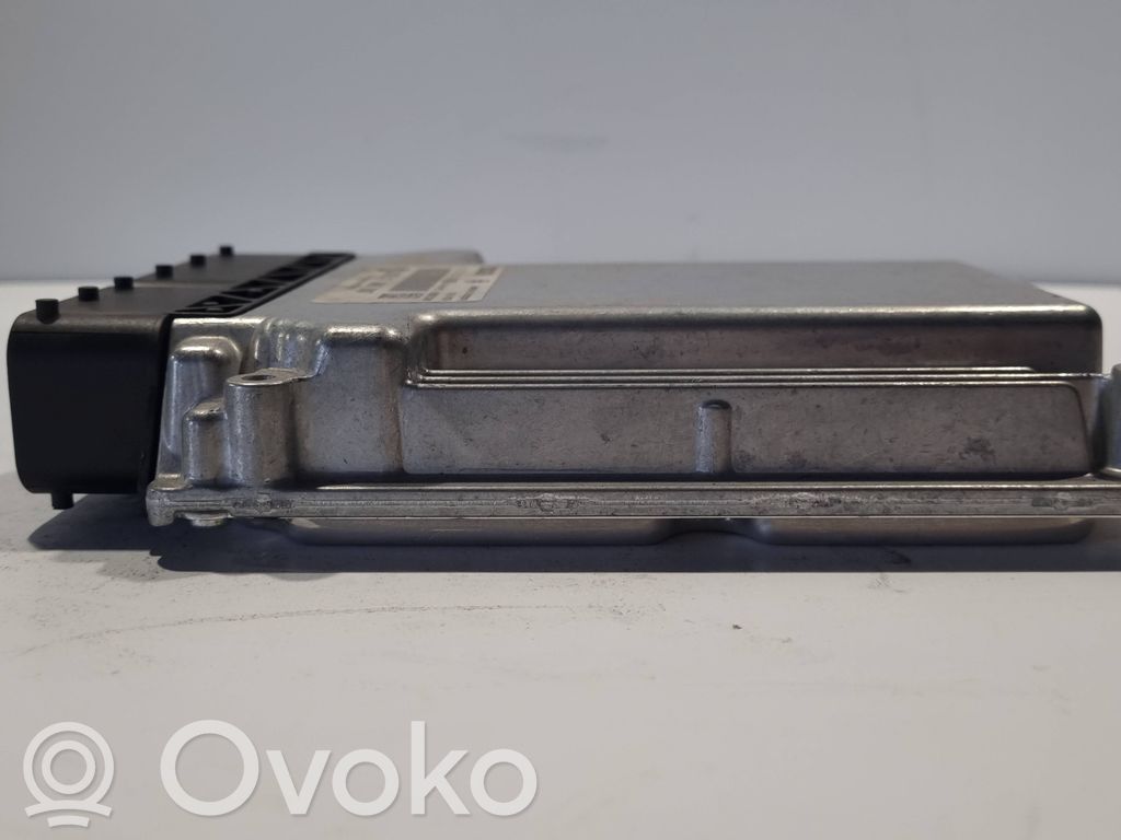 Блок управления двигателем