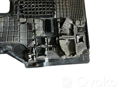 Engine underbody guard