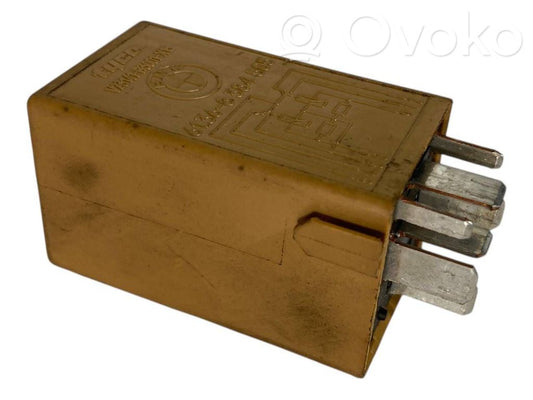 Window wiper relay