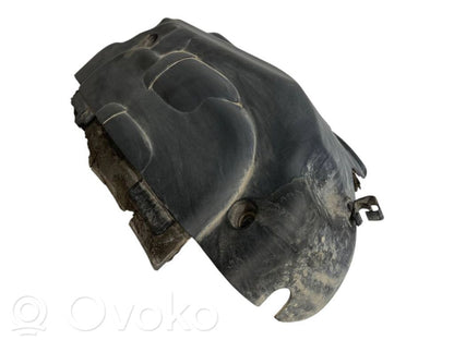 Dzinēja pārsegs (dekoratīva apdare)