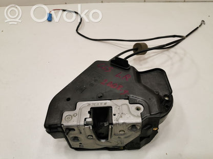 Aizmugurē slēdzene