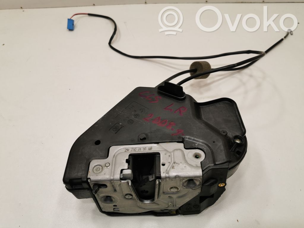 Aizmugurē slēdzene