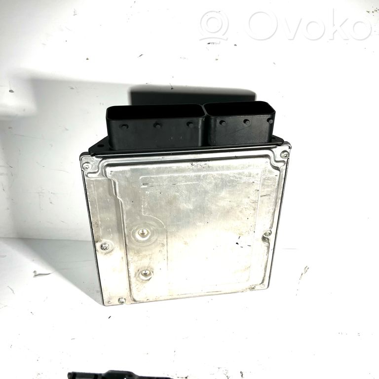 Dzinēja vadības bloks