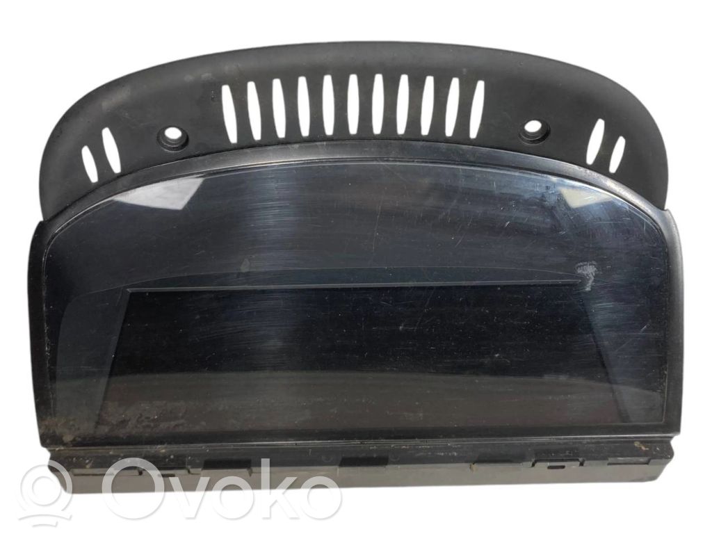 Ekrāns / displejs / mazais ekrāns