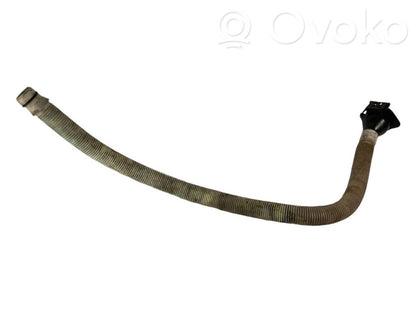 Washer fluid pipe(s) for the front window