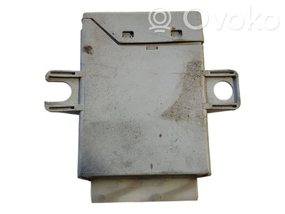 Bagāžnieka pārsega vadības bloks