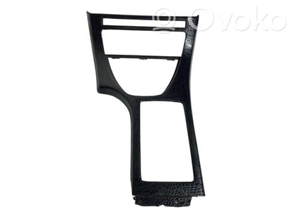 Salona dekoratīvās apdares komplekts