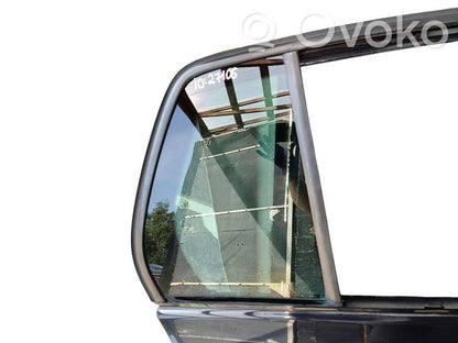 Aizmugurējās durvis