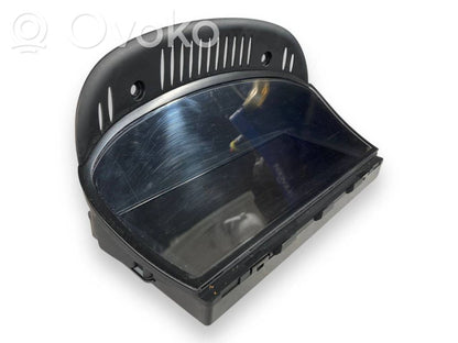 Ekrāns / displejs / mazais ekrāns