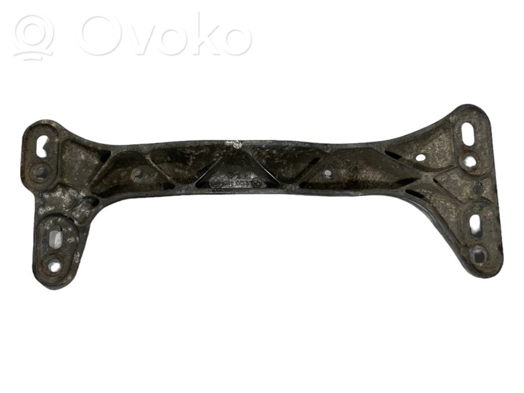 Кронштейн крепления трансмиссии