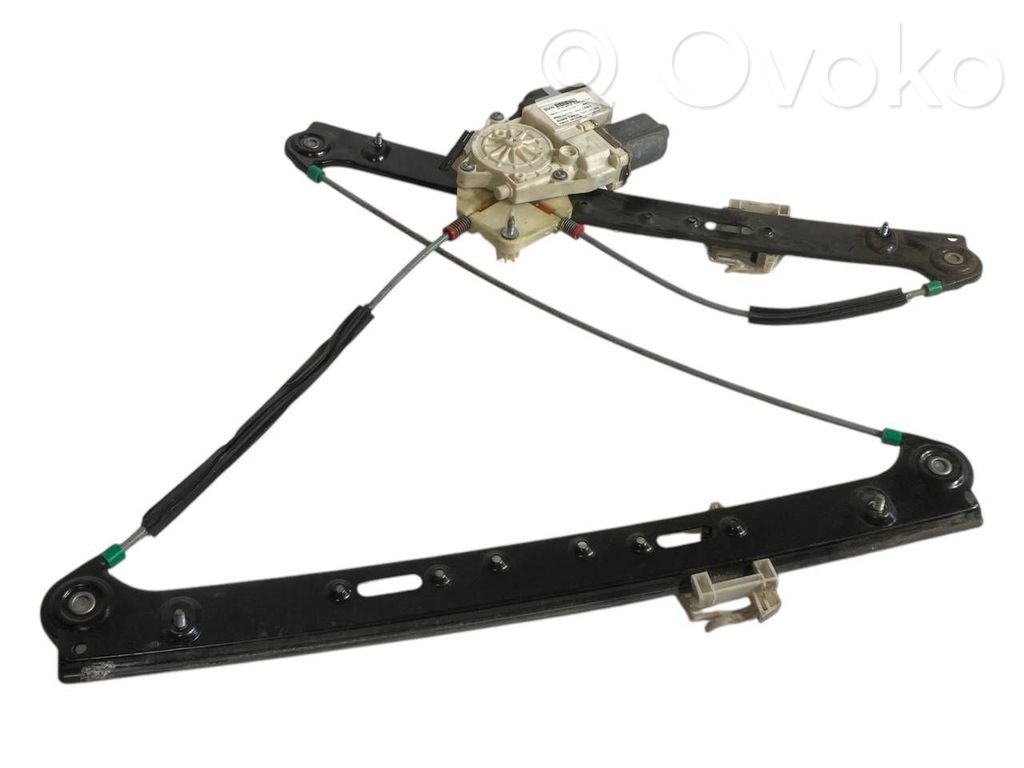 Priekšpusē elektriskā loga pacelšanas mehānisma komplekts