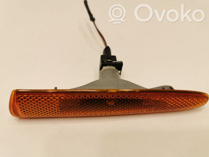 Wing turn signal light