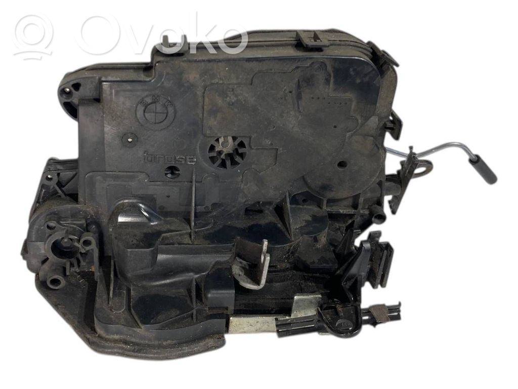 Aizmugurē slēdzene