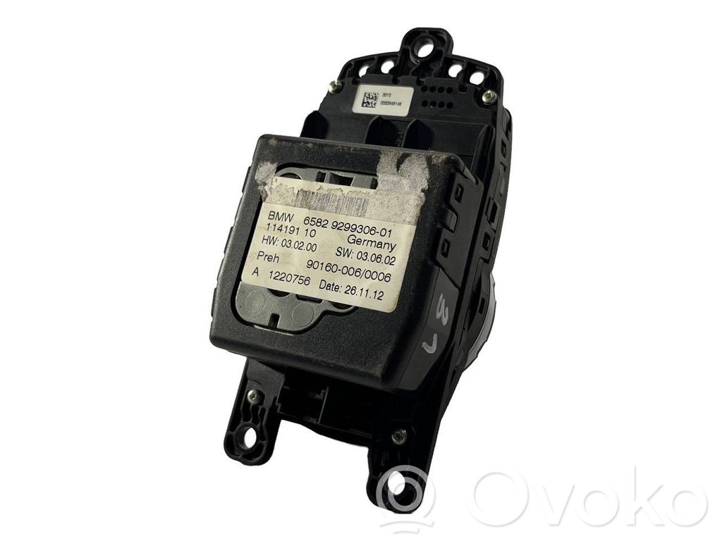 Multimediju kontrolieris