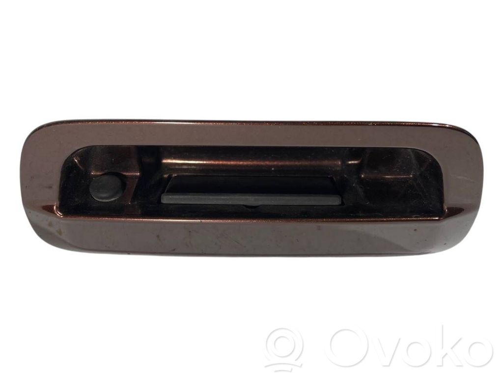 Aizvēršanas rokturis (aizmugurējā pārsega)