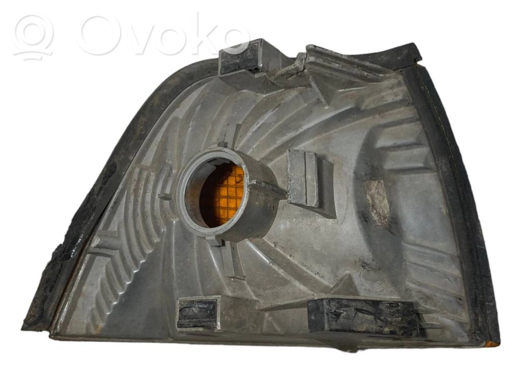 Priekšējais pagrieziena lukturis