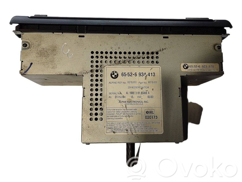 Radio / CD/DVD player / navigation