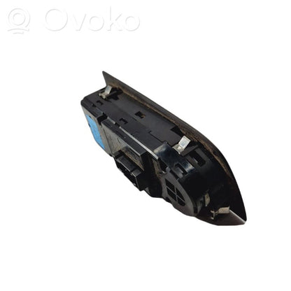 Elektrisko logu slēdzis