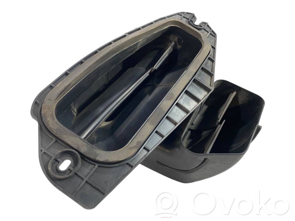 Salona gaisa mezgla plastmasas korpuss