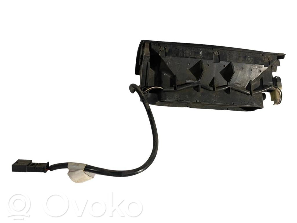 Centrālais gaisa ventilācijas režģis