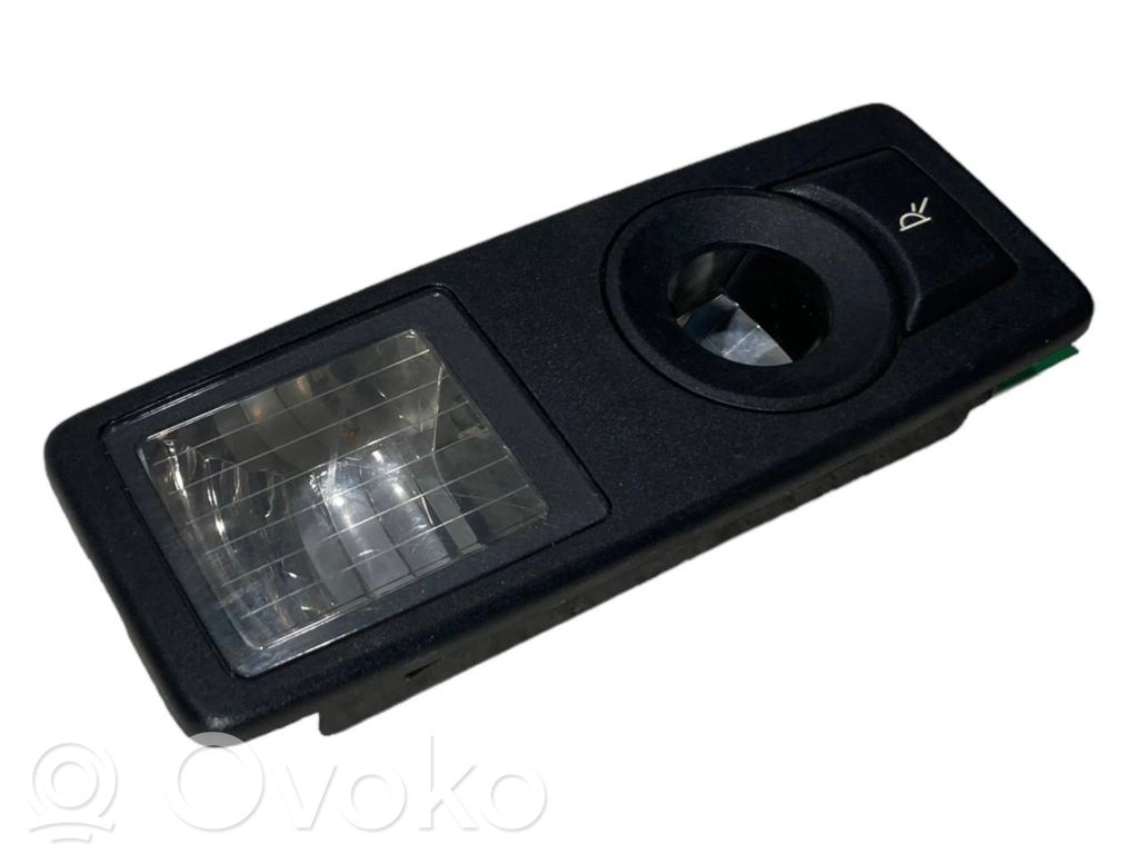 Aizmugurējo vietu apgaismojums