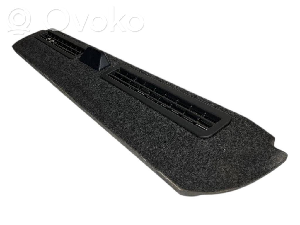 Cita veida bagāžnieka dekoratīvās apdares detaļa